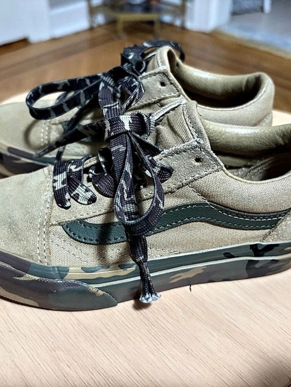 Boys Vans Old Skool Camo Sneakers US 13 Good
